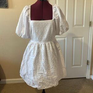 FREE WITH BUNDLE 

White Puff Sleeve Eyelet Dress